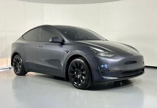2024 Tesla Model Y Long Range Dual Motor All-Wheel Drive