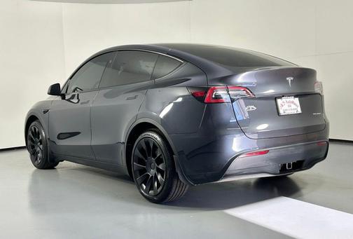 2024 Tesla Model Y Long Range Dual Motor All-Wheel Drive