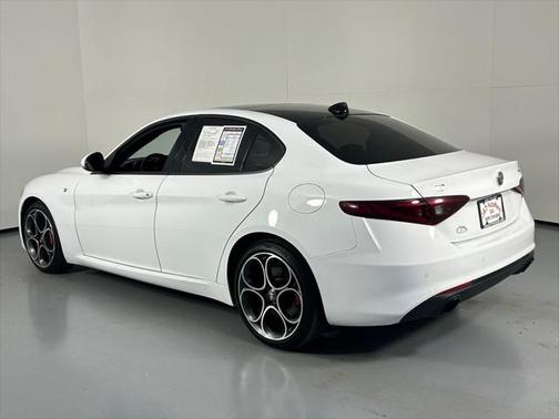 2022 Alfa Romeo Giulia Ti