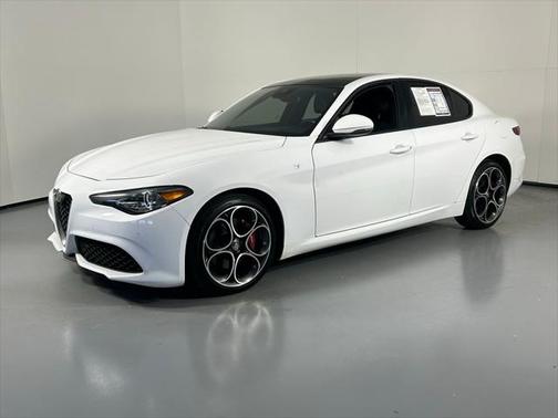 2022 Alfa Romeo Giulia Ti