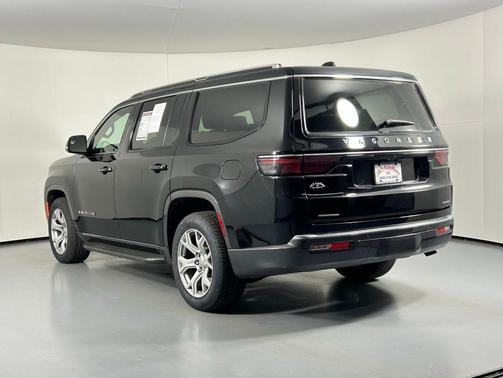 2022 Jeep Wagoneer Series II 4x4