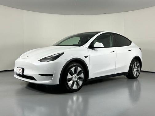 2023 Tesla Model Y Long Range Dual Motor All-Wheel Drive