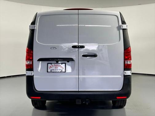 2022 Mercedes-Benz Metris Base