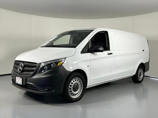 2022 Mercedes-Benz Metris Base