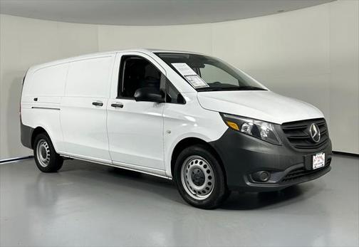 2022 Mercedes-Benz Metris Base