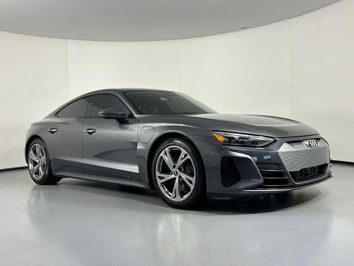 2022 Audi e-tron GT Prestige