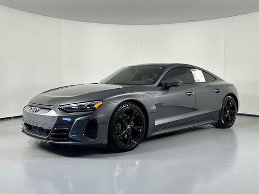 2022 Audi e-tron GT Prestige