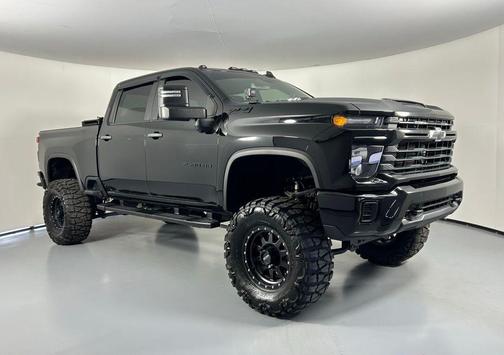2024 Chevrolet Silverado 2500 Custom