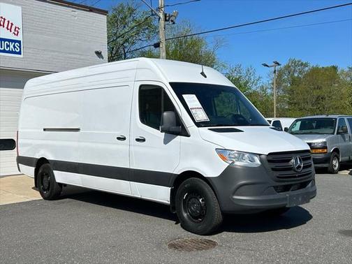 2025 Mercedes-Benz Sprinter 2500 High Roof