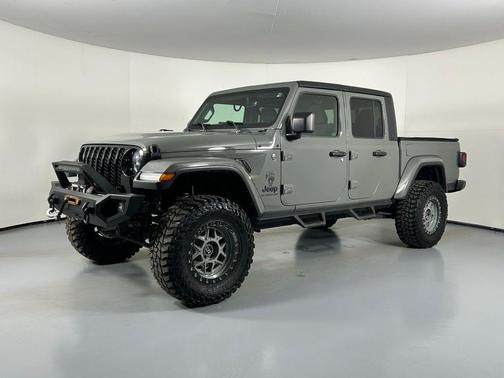 2022 Jeep Gladiator Altitude 4x4
