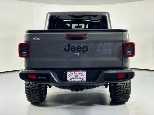 2022 Jeep Gladiator Altitude 4x4