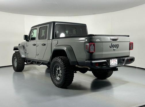 2022 Jeep Gladiator Altitude 4x4