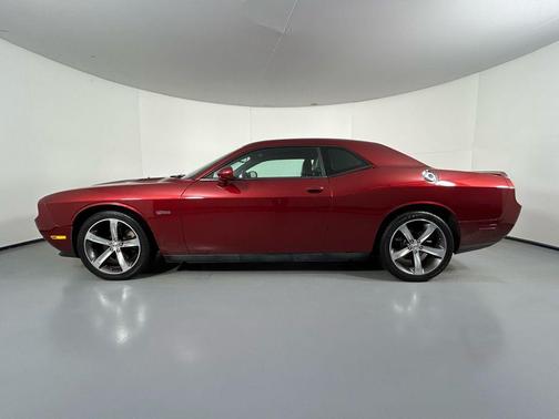 2014 Dodge Challenger SXT