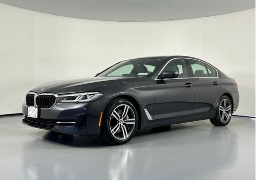 2022 BMW 530 i xDrive