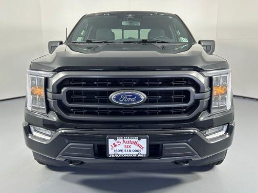 Agate Black Metallic 2023 Ford F-150 XLT