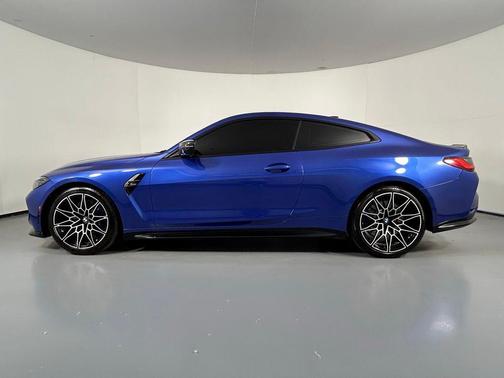 Portimao Blue Metallic 2021 BMW M4 Competition