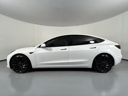 2023 Tesla Model 3 Performance
