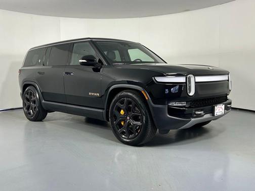 Midnight 2024 Rivian R1S Adventure Quad Motor Large Pack