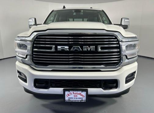 Pearl White 2023 RAM 3500 Laramie Crew Cab 4x4 6'4' Box