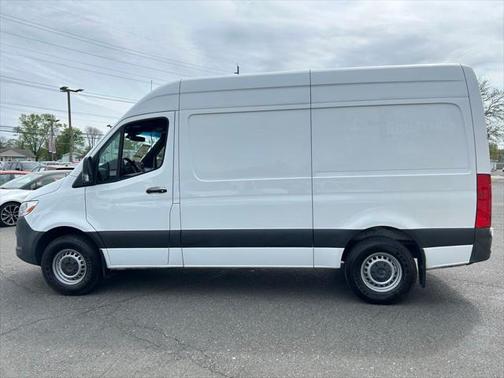 2022 Mercedes-Benz Sprinter 2500 Standard Roof