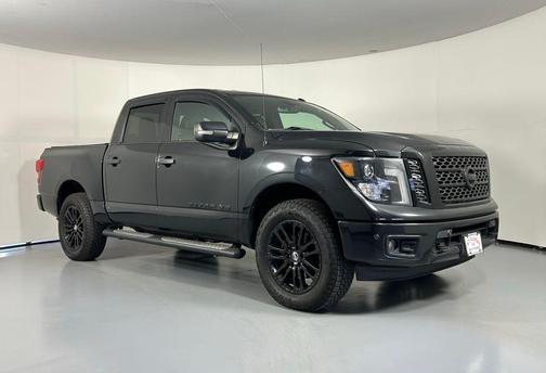 2018 Nissan Titan SL