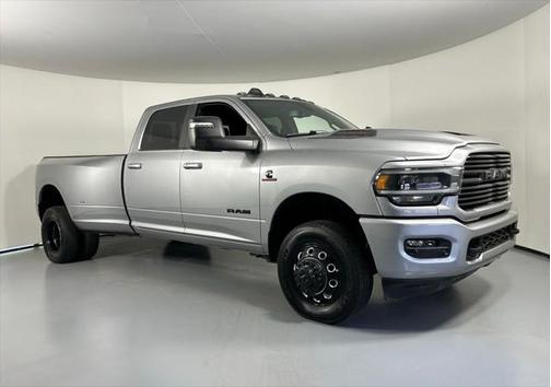 2023 RAM 3500 Laramie Crew Cab 4x4 8' Box