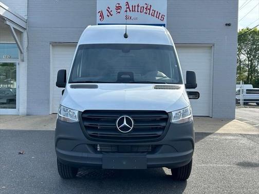 2025 Mercedes-Benz Sprinter 2500 High Roof