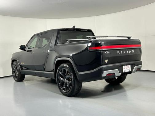 2022 Rivian R1T Adventure