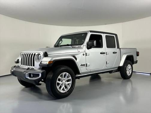 2023 Jeep Gladiator Sport S