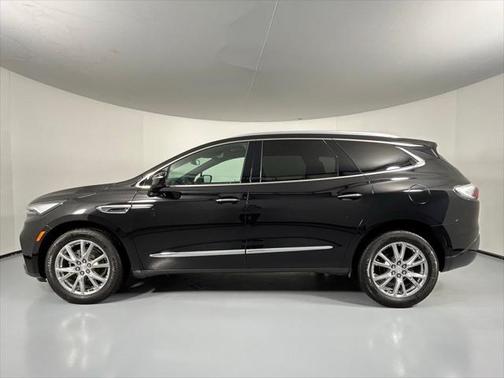 2022 Buick Enclave AWD Essence