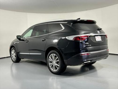 2022 Buick Enclave AWD Essence