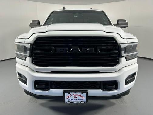 2020 RAM 2500 Laramie Crew Cab 4X4 6'4' Box