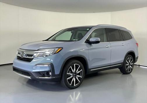 2022 Honda Pilot Touring 8-Passenger
