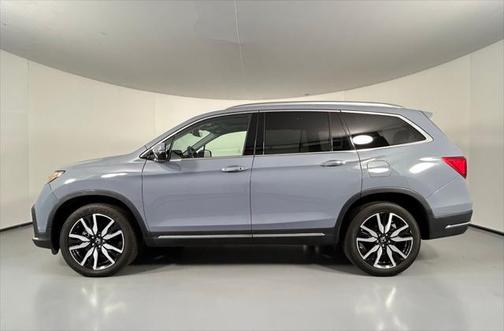 2022 Honda Pilot Touring 8-Passenger