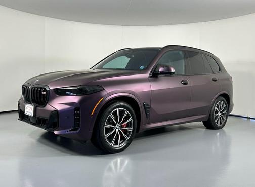 2025 BMW X5 M60i
