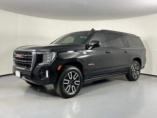 2022 GMC Yukon XL AT4