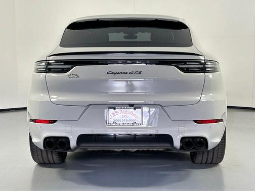 2023 Porsche Cayenne GTS