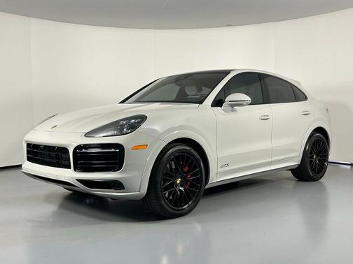 2023 Porsche Cayenne GTS