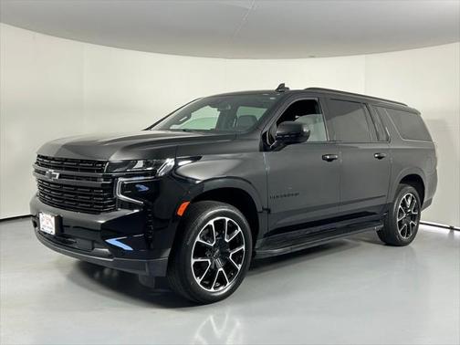 2023 Chevrolet Suburban RST