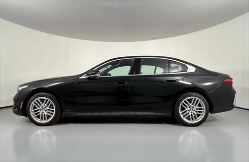 2024 BMW 530 i xDrive