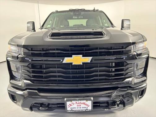 2024 Chevrolet Silverado 2500 Custom