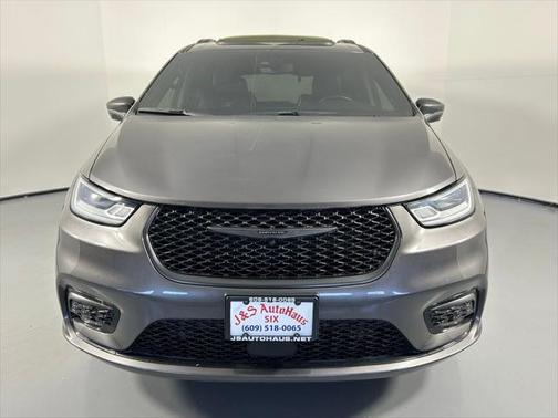 2021 Chrysler Pacifica Limited