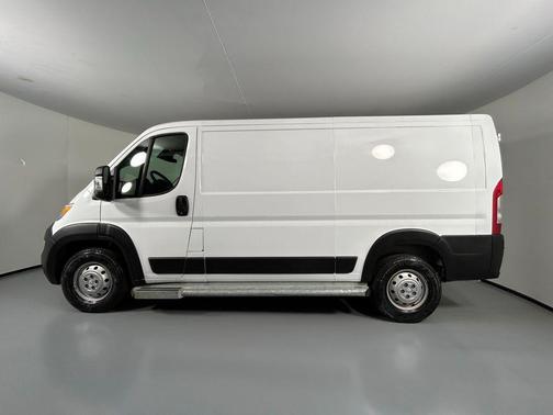 2023 RAM ProMaster 2500 Base