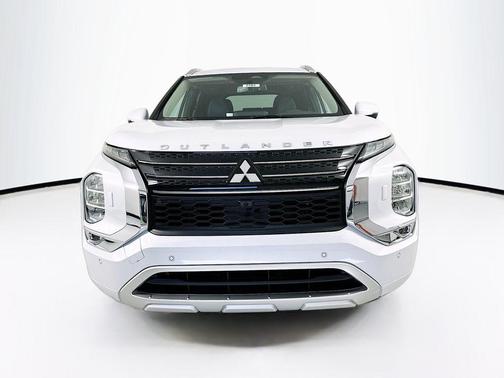 2024 Mitsubishi Outlander PHEV SEL