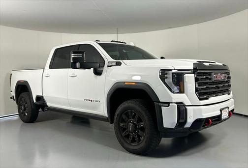 2024 GMC Sierra 2500 AT4