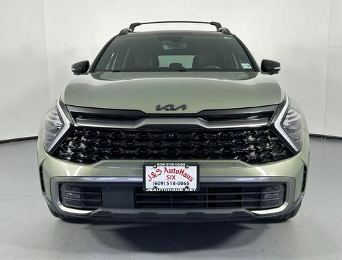 Jungle Green 2023 Kia Sportage Plug-In Hybrid X-Line Prestige