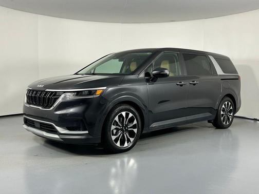 2024 Kia Carnival EX