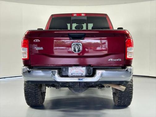 2022 RAM 2500 Tradesman Crew Cab 4x4 6'4' Box