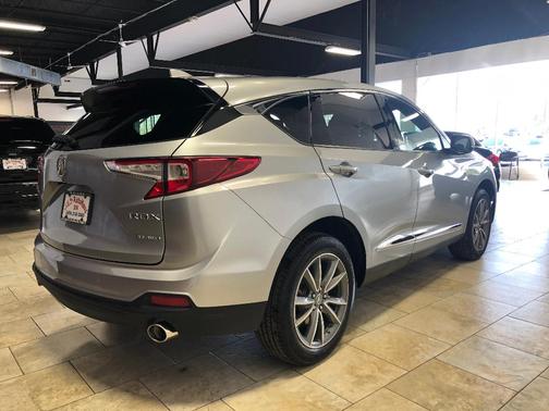 Photo 5 of 28 of 2019 Acura RDX Technology Package