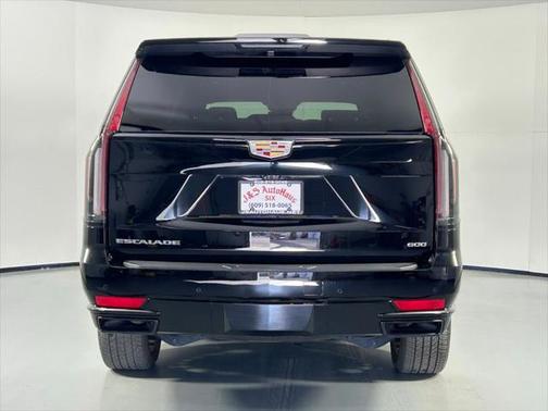 2022 Cadillac Escalade ESV Sport